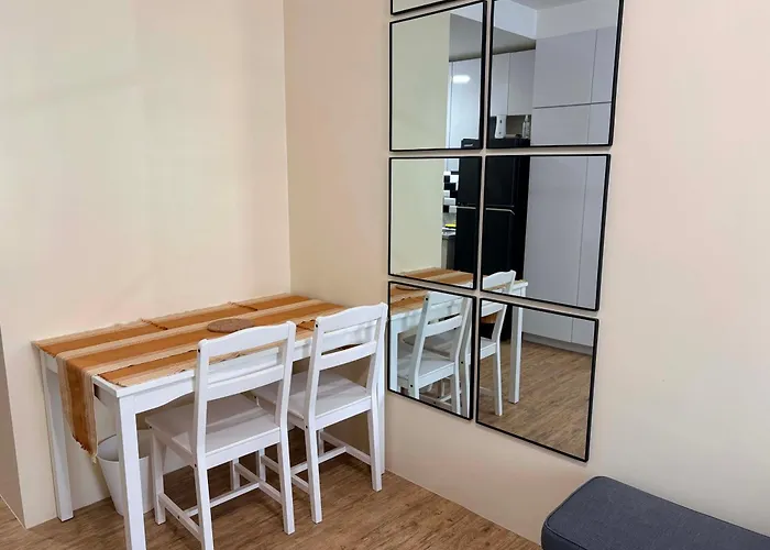 Penthouse Nook - Ananda Square Aparthotel *